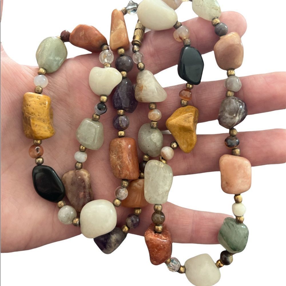 Colorful Stone Layering Necklace With Beads Between Stones Mystery Closure Clasp - Picture 13 of 13